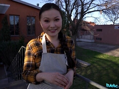 アメリカ人, アジア人, 茶髪の, 異人種間, アウトドア, ハメ撮り, 公共, オッパイの
