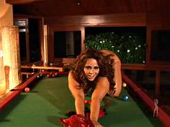 Voyeur Stripper Viviane