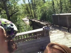 デカ尻, デカチン, 捕まる, オーガズム, アウトドア, ハメ撮り, 公共, フェラする