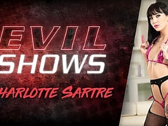 Брюнетки, Пальцем, Большие дырки, Ласковые ручки, Мастурбация, Тощие, Тату, Вебкамера