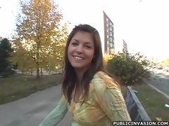 Amateur, Chica, Morena, Sexo duro, Al aire libre, Pov, Público, Adolescente