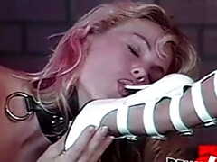 In den arsch, Arsch, Fesselspiele, Braunhaarige, Domination, Retro, Spielzeuge, Vintage