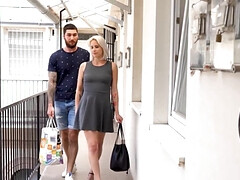 Grote lul, Blond, Pijpbeurt, Bedriegen, Hondjeshouding, Vingeren, Keuken, Kut duiken