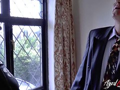 Mooi, Grote mammen, Blond, Rondborstig, Masturbatie, Rijpe lesbienne, Moeder die ik wil neuken, Moeder