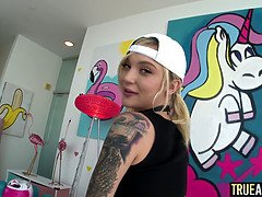 アナル, お尻, 美人, 巨乳な, 自然山雀, オマンコ, タトゥー, ティーン