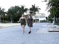 デカ尻, デカパイ, フェラチオ, 茶髪の, 手コキする, ハードコア, 熟年, ティーン