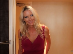 Gros cul, Gros seins, Sucer une bite, Branlette thaïlandaise, Léchez, Lingerie, Mère que j'aimerais baiser, Nénés