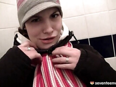 茶髪の, クラブ, グループ, レズビアン, オナニー, アウトドア, 剃毛, ティーン