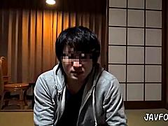 アジア人, 中出し, 浮気する, グループ, ハードコア, 日本人, 公共, 妻
