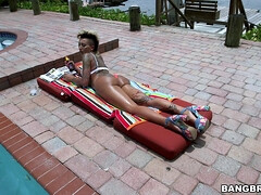 Kont, Grote kont, Buiten, Slipje, Biljart, Softcore pornografie, Tatoeage