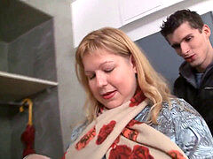 Толстушки, Большая жопа, Пухленькие, Огромные размеры, Сосущие, Сиськи