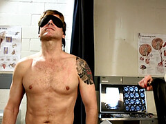 Tetas grandes, Rubia, Amarrada, Médico, Guantes, Enfermera, Aceite, Tatuaje