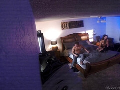 Cul, Chambre à dormir, Sucer une bite, Bâillonner, Embrassement, Seins naturels, Chatte, Voyeur