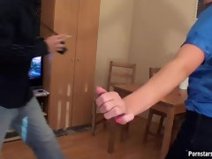 Aangekleed, Sperma shot, Groep, Huisgemaakt, Lesbisch, Pissen, Douche, Swinger