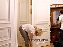 Grosse titten, Blondine, Paar, Hardcore, Lecken, Russisch, Dusche, Student