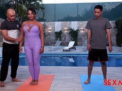 Grosser arsch, Grosse titten, Blasen, Braunhaarige, Hardcore, Hd, Milf, Spanisch