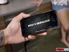 Rubia, Garganta profunda, Polla, Pajear, Madres para coger, Natural, Pezones, Pov