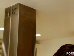 Анальный секс, Жопа, Большие сиськи, Брюнетки, Семяизвержение, Итальянки, Натуральные сиськи, Молоденькие