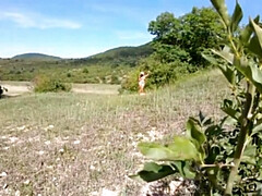 Amateur, Gros cul, Gros seins, Éjaculation interne, En levrette, Seins naturels, Chatte, Nénés