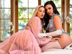 お尻, ブロンド, バック, キス, オナニー, 淫乱熟女, ストッキング, ストリッピング