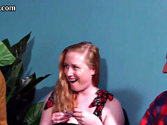 18 jaar, Enthousiasteling, Brits, Fetisj, Groep, Handbeurt, Hakken, Ondergoed