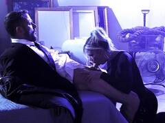 Anal, Gros seins, Blonde, Sucer une bite, Bâillonner, Hd, Rasée, Nénés