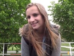 Amateur, Culo grande, Tetas grandes, Mamada, Corridas faciales, Al aire libre, Público, Adolescente