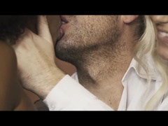 黒人, カップル, 服従, 異人種間, キス, 天然, 乳首, タトゥー