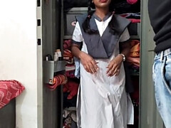 Sucer une bite, Tromperie, En levrette, Fait maison, Indienne, Suçant, Professeur, Adolescente