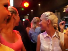 デカパイ, ブロンド, 衣服着たままセックス, レズビアン, なめる, ヌード, ポルノスター, オマンコ