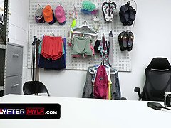 Большой член, Большие сиськи, Блондинки, Минет, Сперма на лице, Кричащие, Молоденькие, Втроем