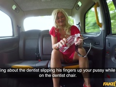 Sucer une bite, Britannique, Voiture, Queue, En levrette, Doigter, Chatte, Lécher le sphincter