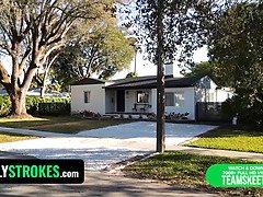 Mamada, Corridas, Hija, Ffm, Penetracion con dedos, Hd, Lamidas, Trio