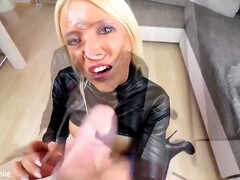 Sperma in gezicht, Duits, Handbeurt, Hd, Spijkerbroeken, Orgasme, Spuiten, Nat