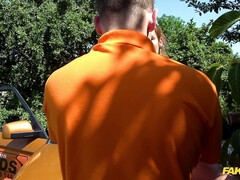 Amateur, Sucer une bite, Brunette brune, Tir de sperme, Européenne, Branlette thaïlandaise, De plein air, Chatte