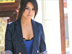 美女, 公共