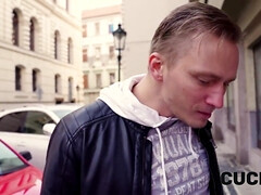 Bruinharig, Mollig, Man die toekijkt, Moeder die ik wil neuken, Realiteit, Kousen, Tieten likken, Vrouw