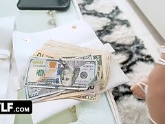 Grosser schwanz, Blasen, Vollbusig, Betrug, Besamung, Lecken, Zierlich, Jungendliche (18+)