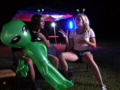 Hot College Girls Fucked by Alien Outside Area 51 - AmateurBoxxx