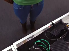 Amateur pawnshop babe banged in office after sucking cock