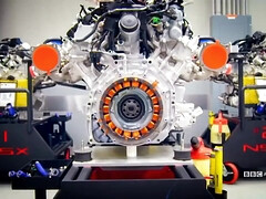 Lieveling, Grote kont, Grote mammen, Blond, Moeder die ik wil neuken, Alleen, Tieten likken