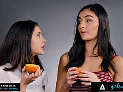 Arschlecken, Blasen, Fingern, Behaart, Lesbisch, Lecken, Erotischer film, Jungendliche (18+)