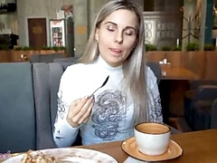 Amateur, Noire, Blonde, Jeans, Orgasme, Culottes ou slips, Public, Vibromasseur