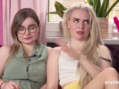Blondine, Dildo, Fingern, Hd, Küssen, Lesbisch, Orgasmus, Muschi