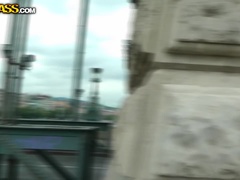 Morena, Al aire libre, Público, Medias largas, Desnudarse