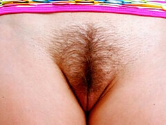 Close-up oiled sex with a big-bottomed blonde Cadence Lux