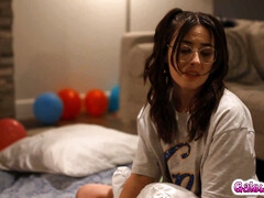 18 летние, Язык в попке, Большая жопа, Большие сиськи, Колледж, Лесбиянка, Натуральные сиськи, Порка