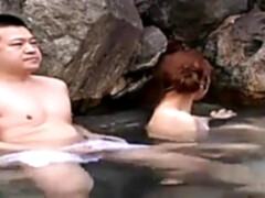 Amateur, Salle de bains, Mignonne, Poilue, Nue  à poil, Public, Séduite, Douche