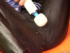 Homme nu et filles habillées, Femelle, Fétiche, Hard, Rugueux, Satin, Jouets, Vibromasseur