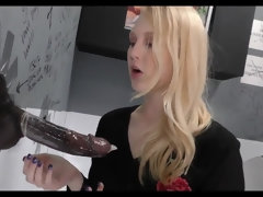 Noire, Blonde, Sucer une bite, Queue, Noir ébène, Fétiche, Interracial, Maigrichonne